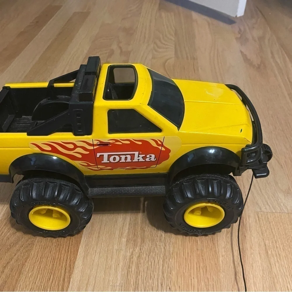 Vintage Tonka Steel 4x4 Dune Squad Truck W/ Hook Yellow Monster Lifted Toy
